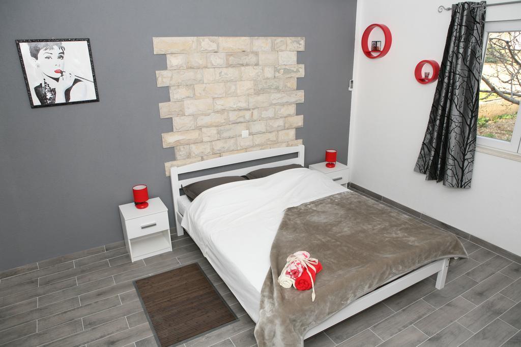 טרוגיר Apartments & Room Dijana חדר תמונה